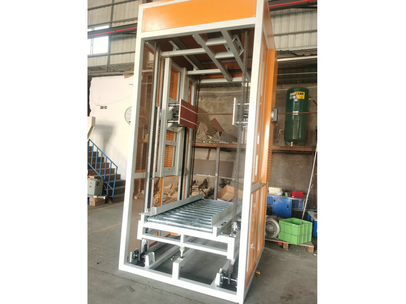 升降機(jī)設(shè)備2